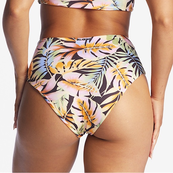 Billabong Reversible  Retro High Waisted Bottom - Picture 4 of 15